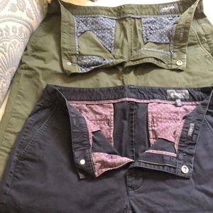 2 pairs men’s Bonobos washed chinos pants